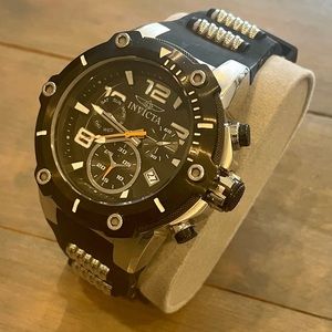 Invicta Speedway Watch 19526